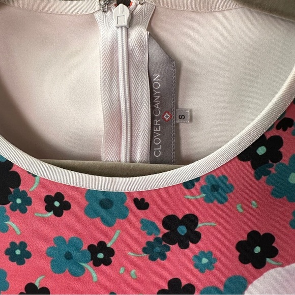 Clover Canyon Floral Scuba Shift Dress Poppy Blossoms Pink Multi Small - Picture 9 of 13